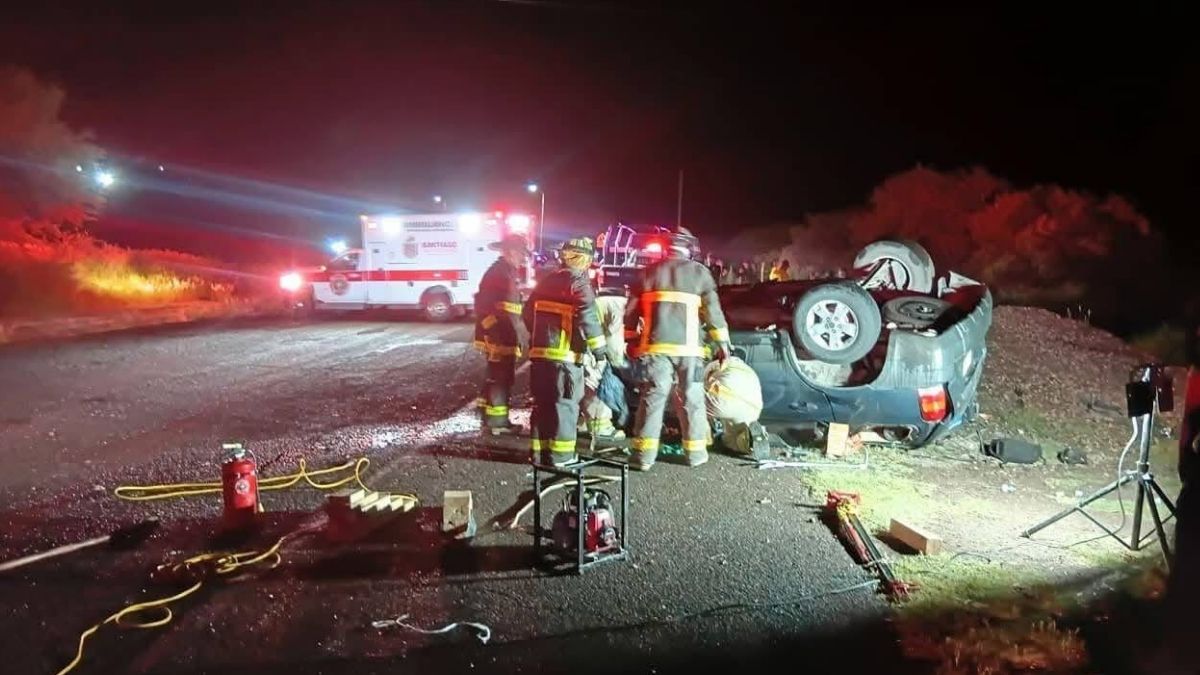 El accidente ocurrió durante la madrugada de este lunes frente al Instituto Tecnológico Superior del municipio.