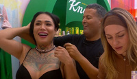 Aldo Rendón regalo un collar de diamantes a Karina Torres por su cumpleaños.