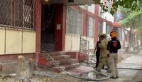 Cuerpos de auxilio acudieron al Edificio 38 de los Condominios Constitución. | Especial