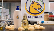 ¡Es-Pumita!: Estudiantes de UNAM convierten aceite de cocina usado en jabón