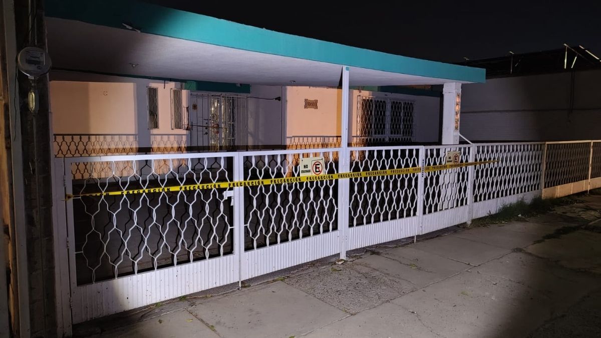 Los hechos ocurrieron en un inmueble sin identificación visible ubicado en la colonia Estrella, donde el menor fue hallado sin respirar