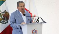 José Antonio Quiroga, Escobedo reclama adeudos al Estado y advierte posible denuncia