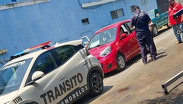 Mujer de 91 años choca, golpea patrulla y desata persecución en Montemorelos