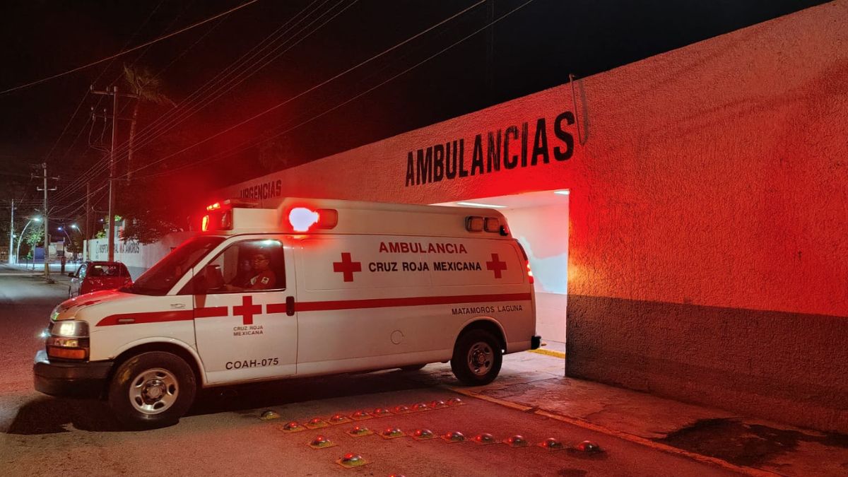 Agentes de la Fiscalía General del Estado de Coahuila (FGE) se presentaron en el nosocomio para entrevistarse con la víctima.