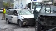 Camión sin frenos provoca choque múltiple y deja tres lesionados en Monterrey