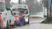 Caos por fuerte tormenta: Vehículos quedan varados en Chalco y La Paz
