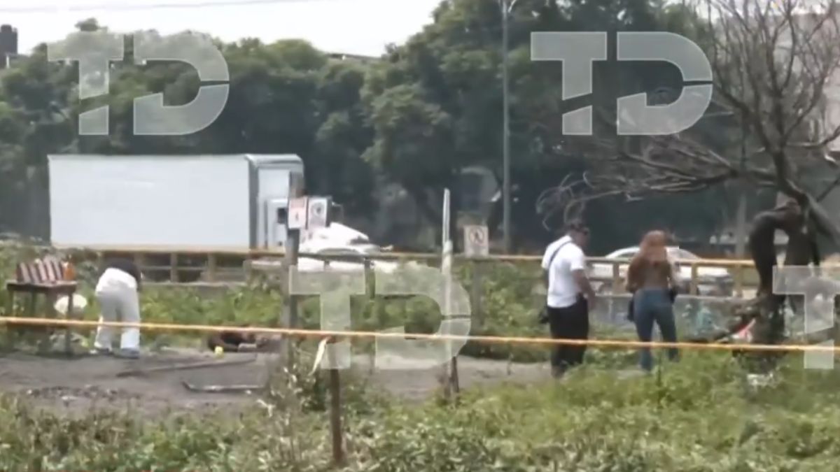 Un hombre fue hallado sin vida en colonia Granjas de Guadalupe, en Ecatepec; presentaba herida de bala y era vigilante. | Telediario