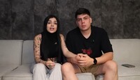 Karely Ruiz mencionó que varios hombres armados irrumpieron en su domicilio tras lograr abrir la puerta.
