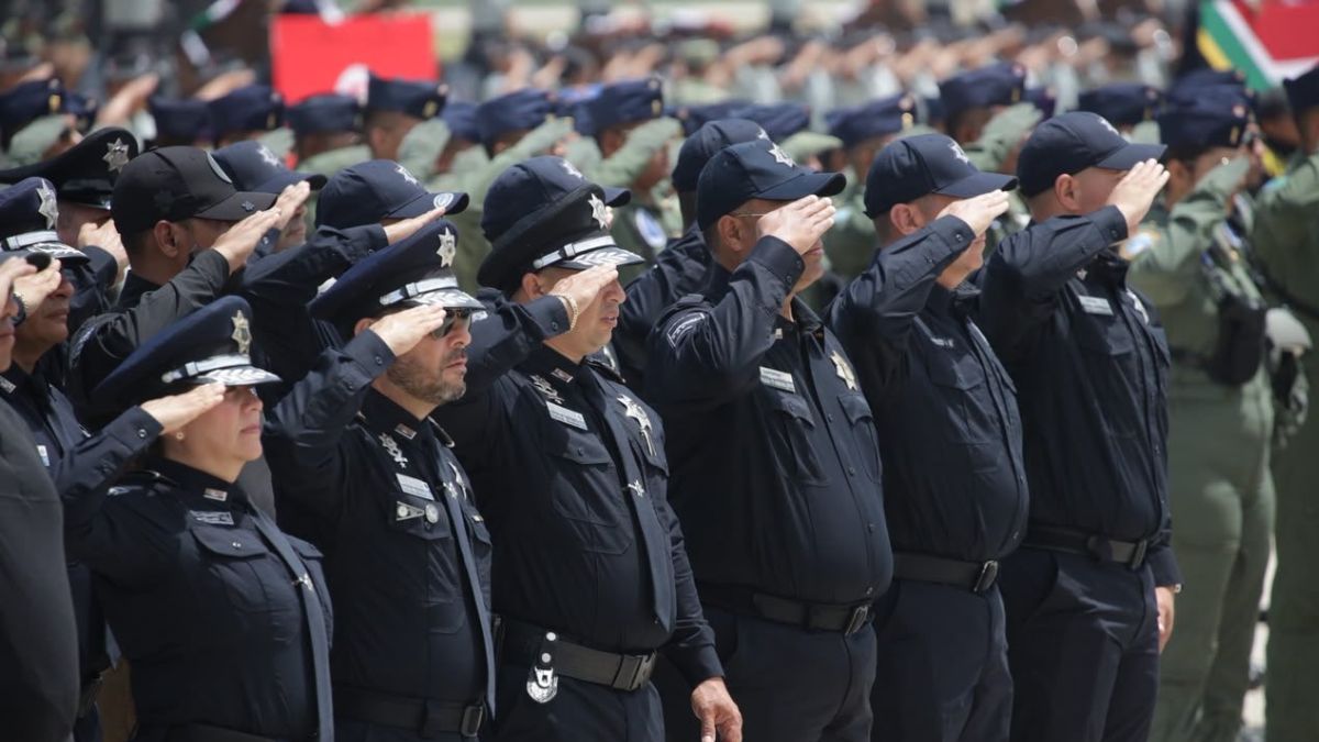 Las herramientas que tienen los elementos de la policía no suelen ser suficientes