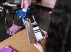 El principal reto es fomentar que los estudiantes autorregulen el uso de los dispositivos en clase.
