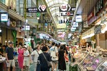 Los principales factores del éxito de las tiendas de Korean Market son el fenómeno Hallyu, que abarca la música, las series y películas coreanas.