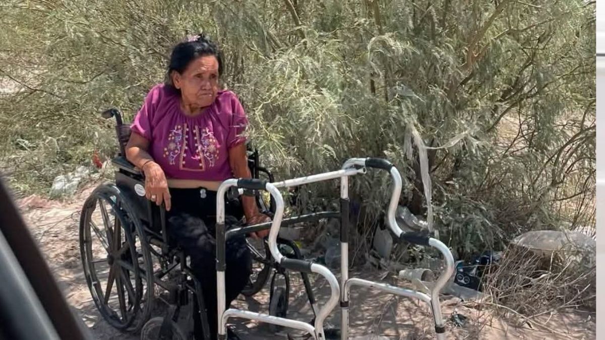 La afectada relató que viajaba en un taxi y el chofer la bajó al ver que no sabía hacia dónde se dirigía.