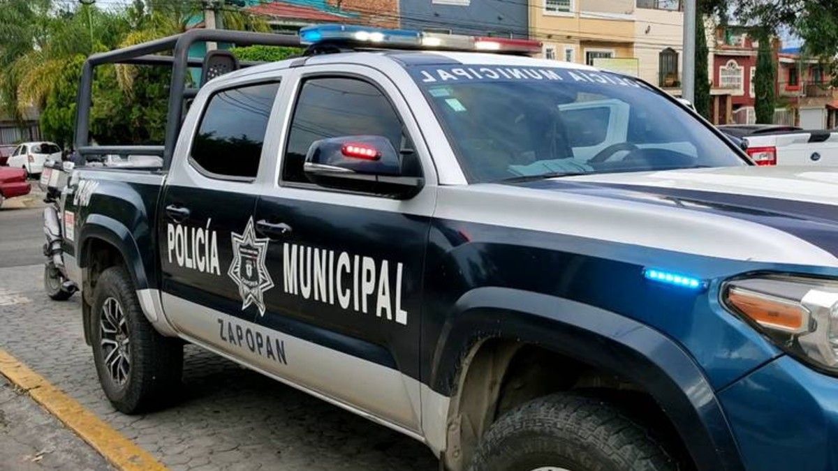 Durante el cateo, las autoridades aseguraron múltiples documentos apócrifos, dinero y un arma de fuego | Policía de Zapopan