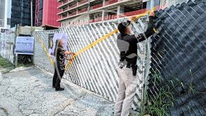 El edificio permanecerá bajo resguardo de las autoridades mientras continúan las investigaciones.