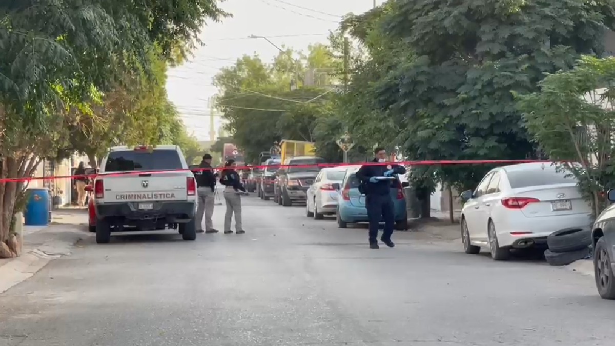 Una familia fue atacada dentro de su casa durante la madrugada en el sur de Ciudad Juárez, lo que movilizó a corporaciones de seguridad y rescate.