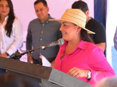 El gobierno municipal puso en marcha trabajos para ampliar banquetas en varias zonas, buscando fortalecer la infraestructura urbana.
