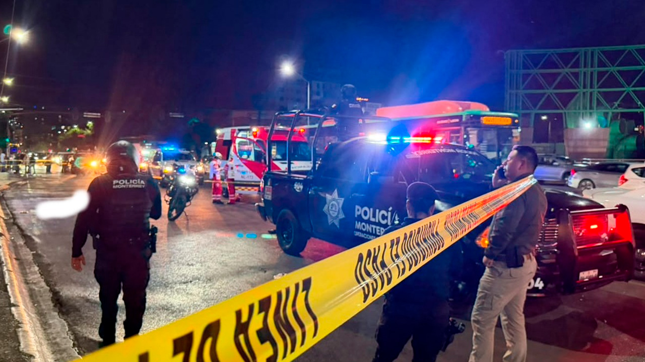 Hombre muere tras brutal riña en el centro de Monterrey; hay tres detenidos