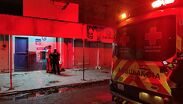 Fue interceptado por cuatro individuos en una privada del mismo sector, quienes comenzaron a agredirlo físicamente.