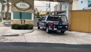 Testigos indicaron que el atacante escapó del lugar a bordo de una camioneta de color gris