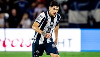 Tres tantos anotados por Rayados fueron anulados en este encuentro.
