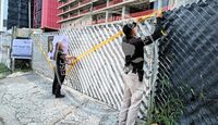 El edificio permanecerá bajo resguardo de las autoridades mientras continúan las investigaciones.