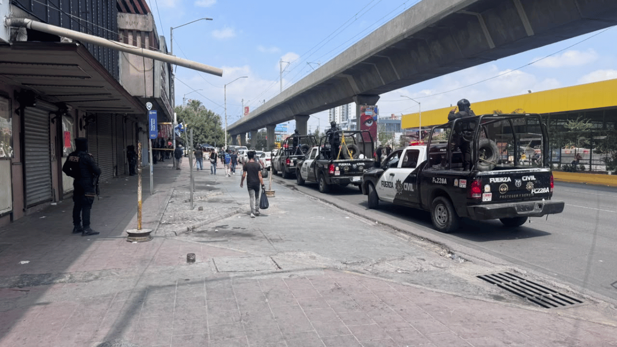 Catean bar en el Centro de Monterrey por posible venta de droga
