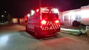 Una discusión familiar terminó con dos personas heridas; el presunto responsable habría utilizado un ladrillo y un bloque durante la agresión.