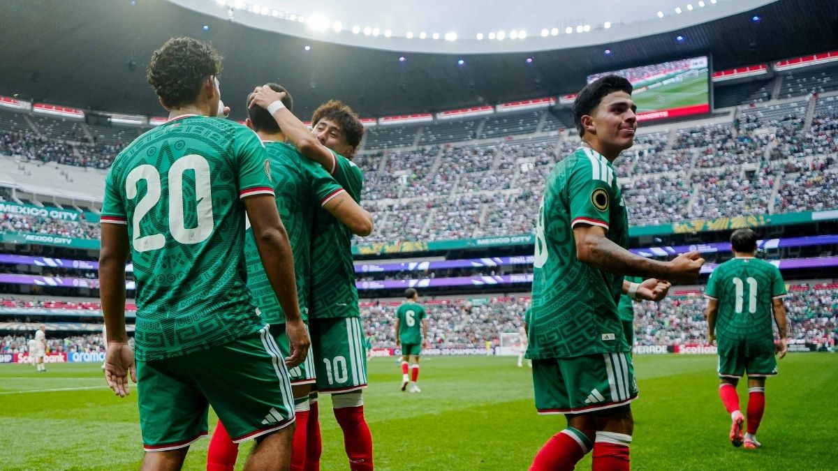 Cristóbal Alfaro firmó un doblete estelar que le dio a México su decimoquinto campeonato de la categoría en la Confederación.