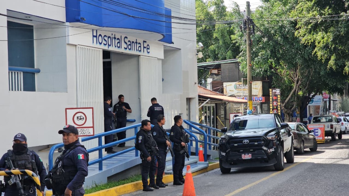 El policía de tránsito atacado fue llevado a una clínica privada | Cortesía