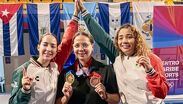 Atletas de la delegación de Jalisco celebrando sus medallas en los Juegos Centroamericanos y del Caribe Santo Domingo 2026 | Desarrollo Social Jalisco
