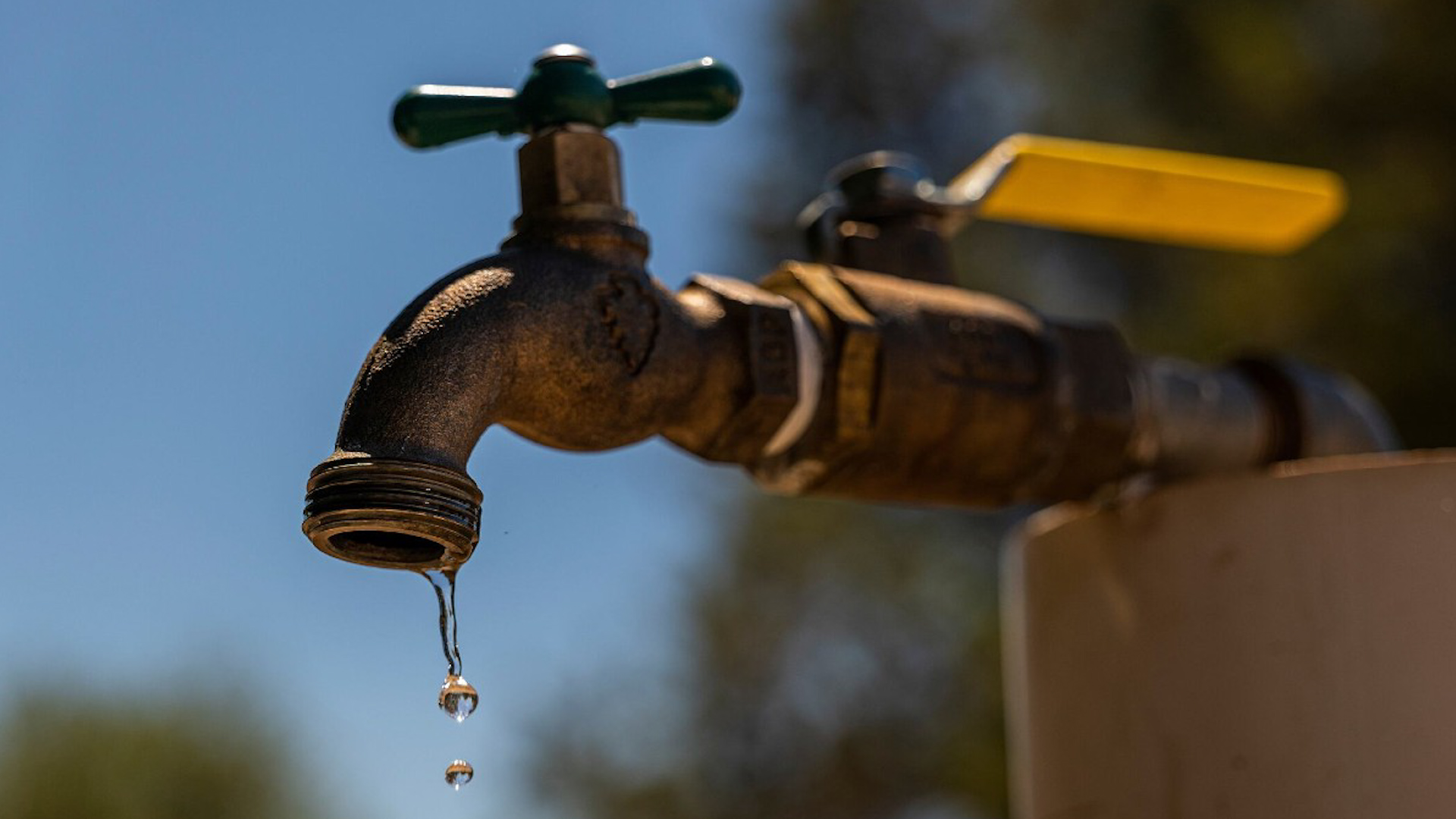 125 colonias sin agua en Santa Catarina y García por falla en sistema de pozos