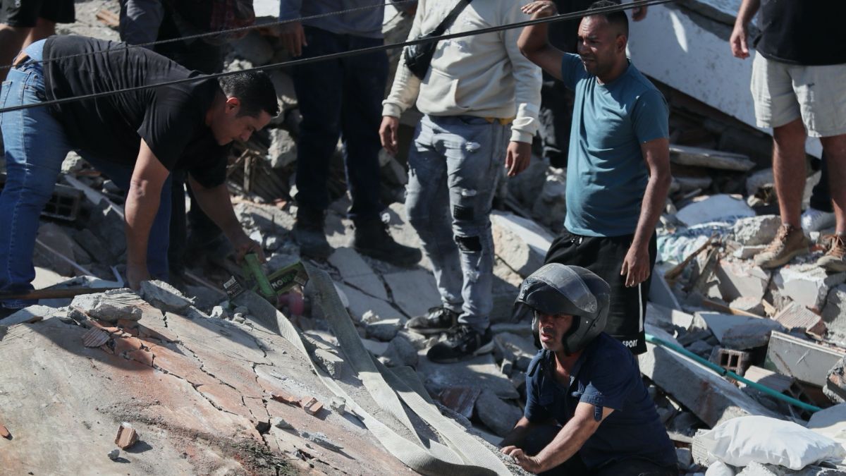 La respuesta al terremoto representa el primer gran desafío para De la Espriella.