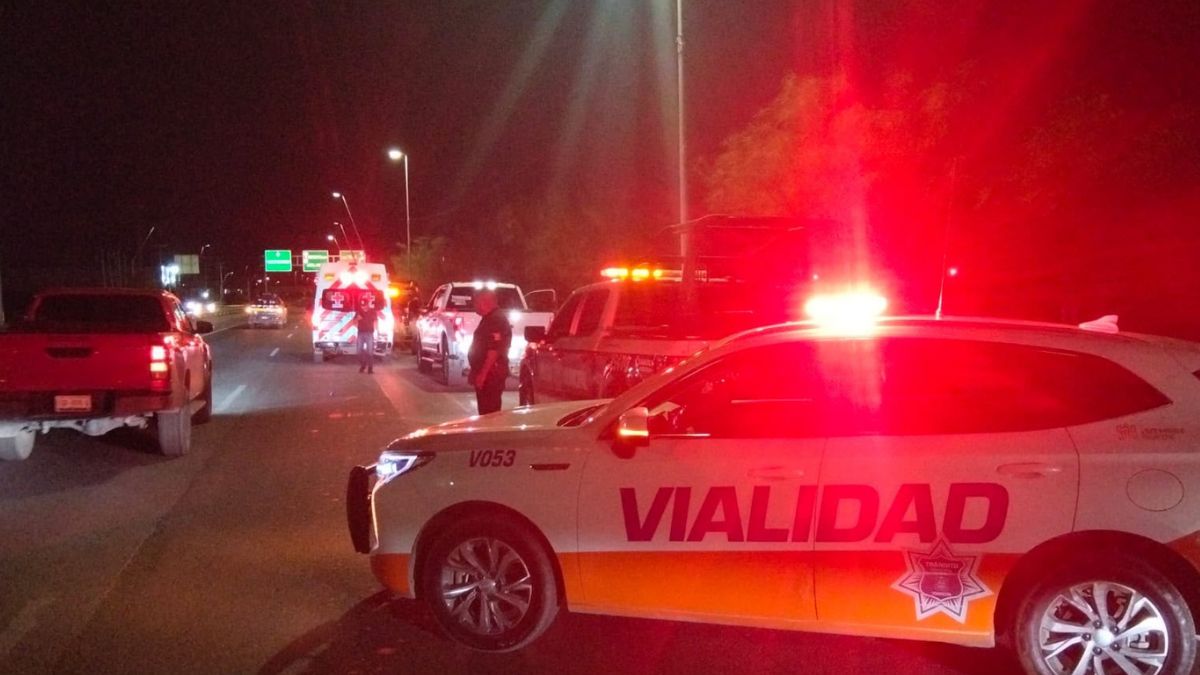 El percance se registró alrededor de las 12:30 horas, cuando el hoy fallecido, identificado como Uriel "N", de 17 años, circulaba al norte.