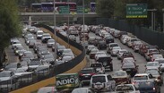 No respetar las medidas de el Hoy No Circula amerita una multa. | Cuartoscuro