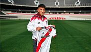 Thiago Almada se une a Ángel Correa como los refuerzos importantes de River Plate esta temporada.