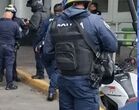 La víctima viajaba en su moto cuando fue baleado al exterior de la estación Oceanía del Metro CdMx. | Cortesía