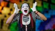 Artistas de la escena gestual nacional presentándose durante el encuentro anual en Nuevo León. |Especial