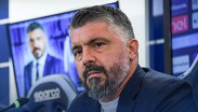 Gennaro Gattuso mostró su molestia con Santiago Giménez / @OfficialSSLazio