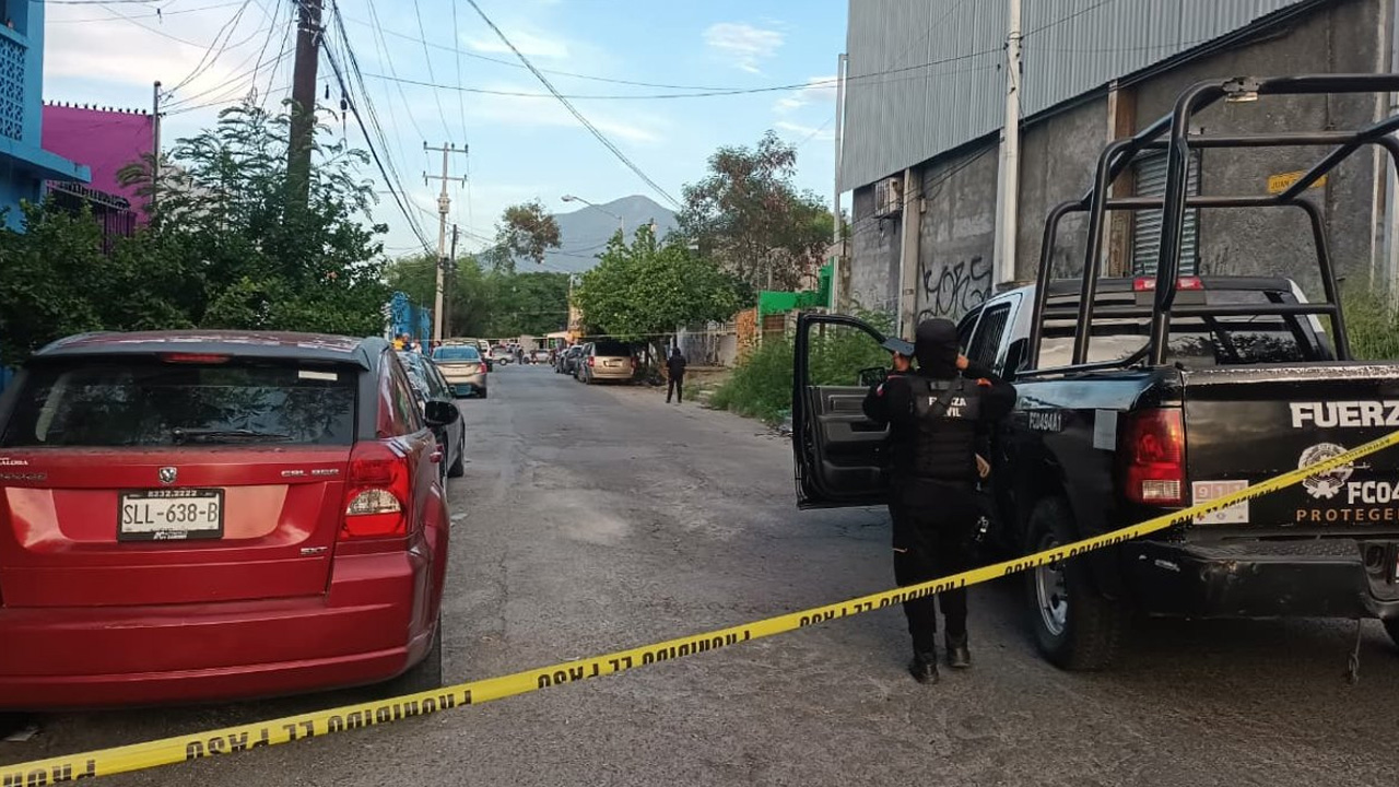 Mujer es herida con arma blanca presuntamente por su pareja en Monterrey