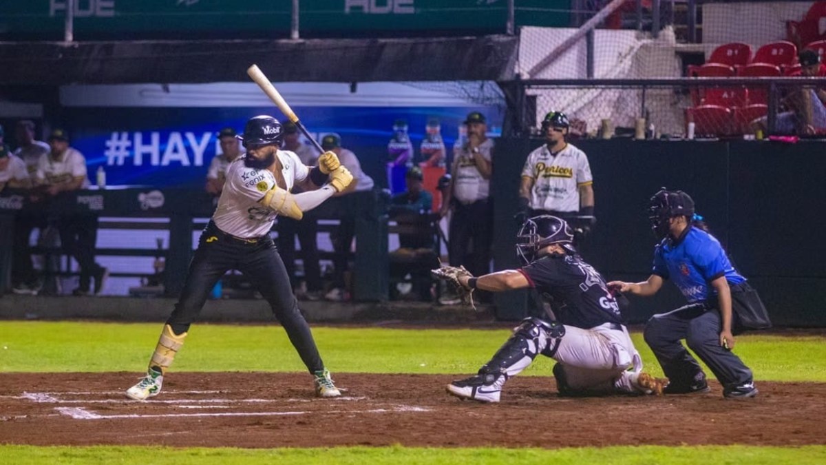 Los Pericos de Puebla buscan hacer valer su localía para ganar la serie contra Piratas de Campeche en el estadio Hermanos Serdán | Pericos de Puebla