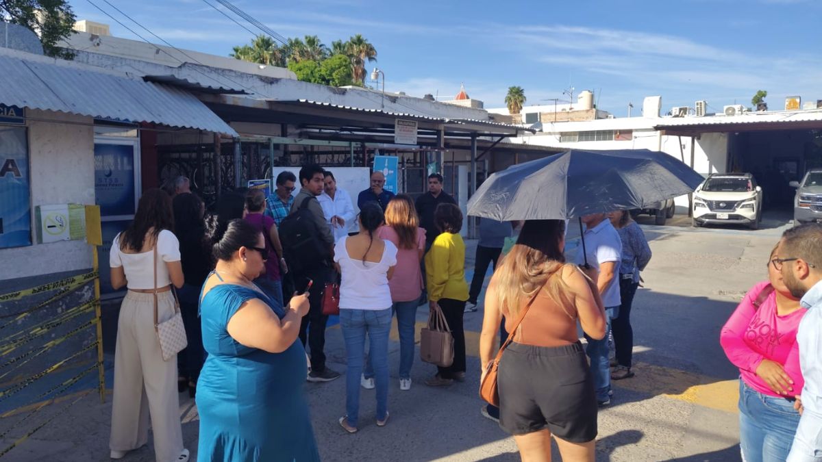 De acuerdo con los testimonios de los afectados, la movilización surgió tras el presunto incumplimiento de un compromiso de la alcaldesa.