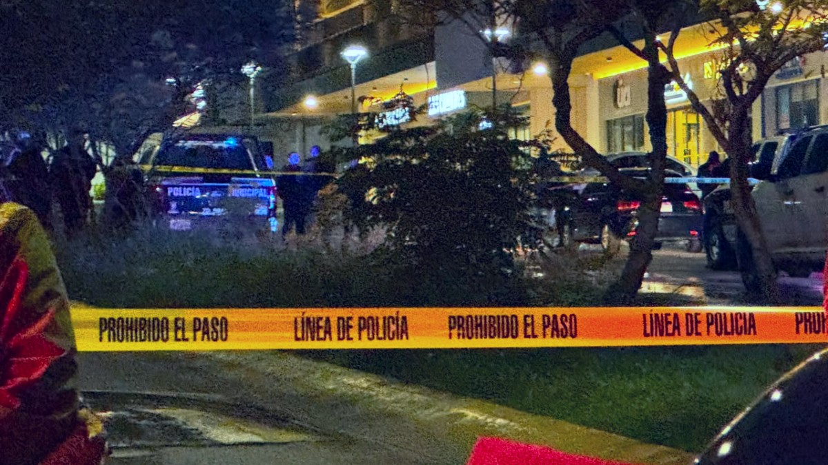 La zona fue acordonada por la Policía de Zapopan, Policía de Jalisco y el Ejército Mexicano