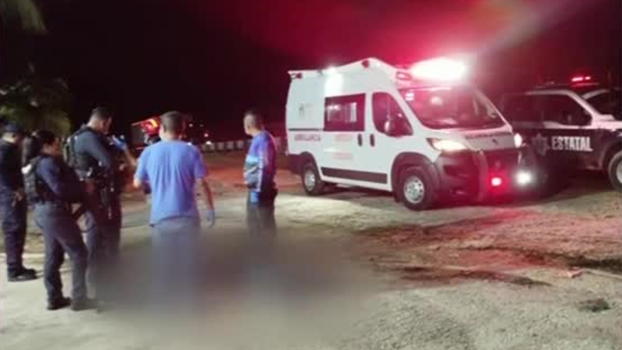 Conductor de tráiler muere tras ser baleado durante asalto en autopista de Veracruz