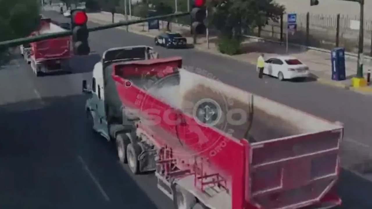 C4 detecta tráiler con caja robada y detienen al conductor en Monterrey