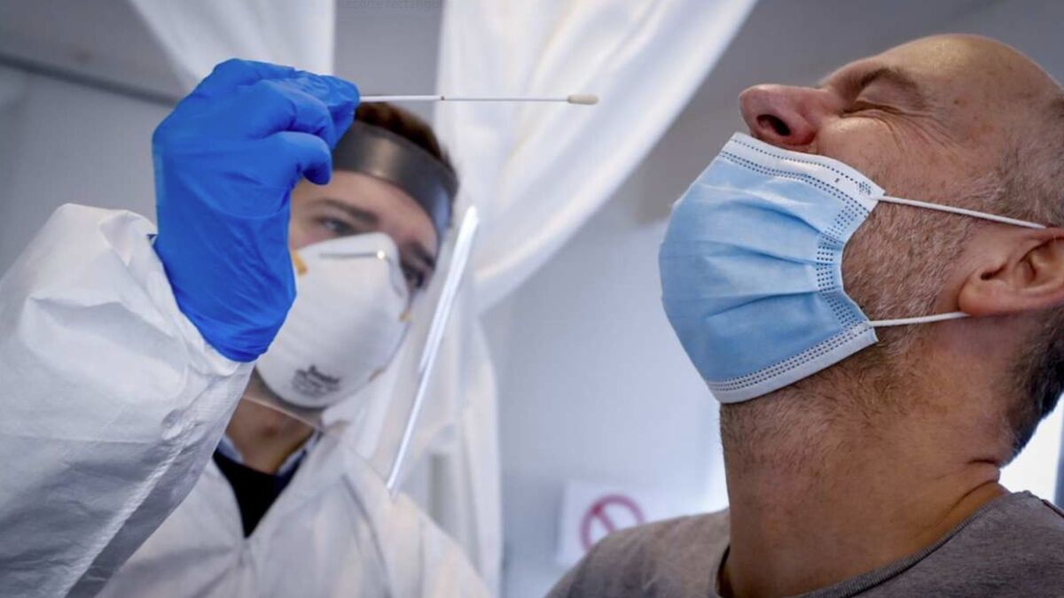 Nuevo León escala al quinto lugar nacional en casos de covid-19