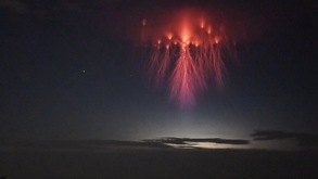 Los red sprites o duendes rojos ocurren en la mesosfera/ Earthsky