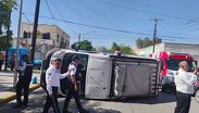 El accidente ocurrió cerca de las 15:00 horas de este jueves, movilizando a paramédicos de la Cruz Roja, agentes de Tránsito y peritos municipales.