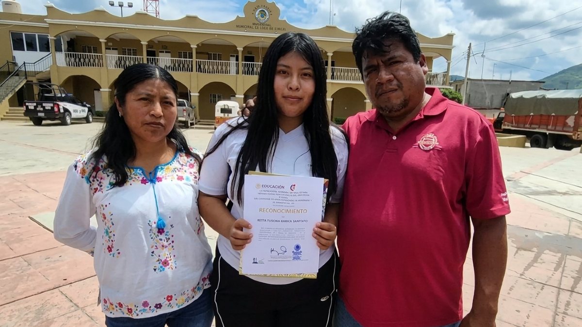 La aspirante Brisa García espera reunirse con autoridades de la UNAM para revisar su caso y así pueda comprobar su pase a la universidad