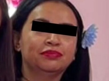 Denuncian a mujer por engañar a 50 personas con cursos de belleza falsos. / Mitzi Zarate