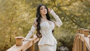 Karely Ruiz recibió cumplidos de sus seguidores por su nuevo cambio de look.